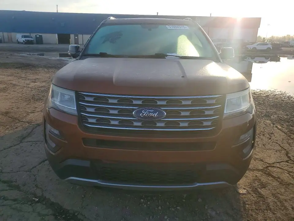 2017 FORD EXPLORER XLT  