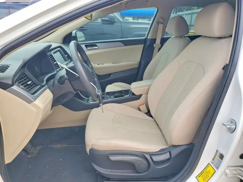 2019 HYUNDAI SONATA SE  