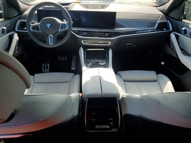 2026 BMW X6 M60I  