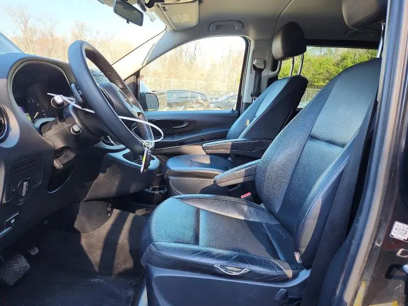 2018 MERCEDES-BENZ METRIS   