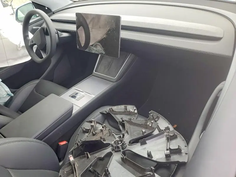 2026 TESLA MODEL Y   