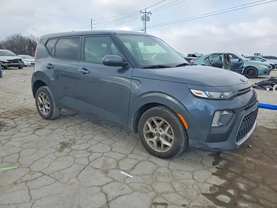 2020 KIA SOUL S  