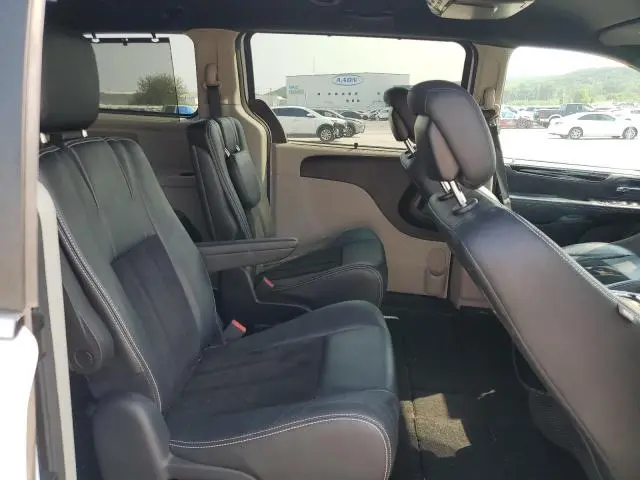 2016 DODGE GRAND CARAVAN SXT  