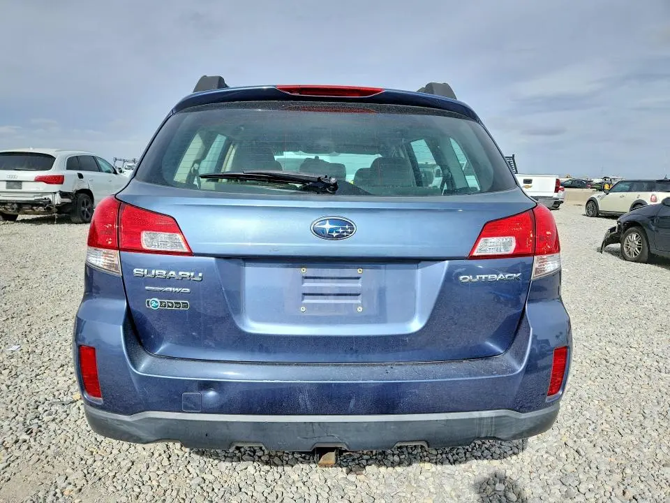 2013 SUBARU OUTBACK 2.5I  
