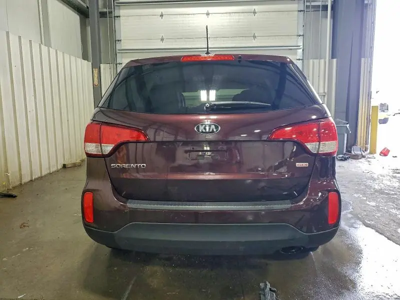 2015 KIA SORENTO LX  