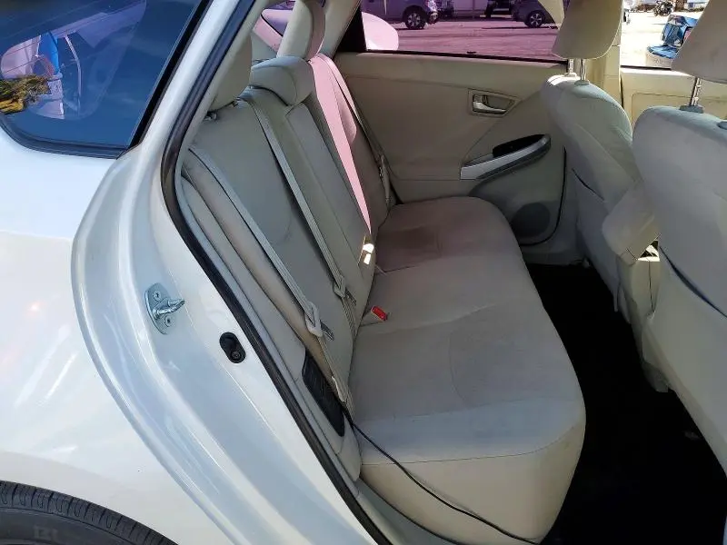 2014 TOYOTA PRIUS THREE  