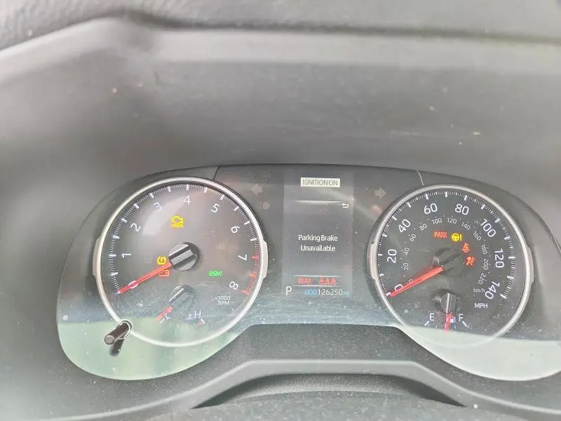 2019 TOYOTA RAV4 XLE  