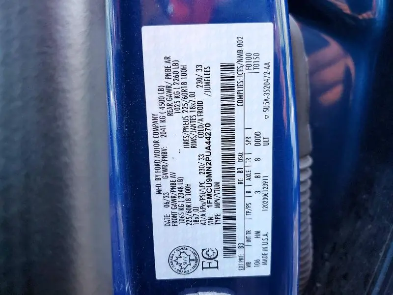 2023 FORD ESCAPE ST LINE  