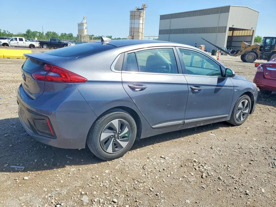 2017 HYUNDAI IONIQ SEL  