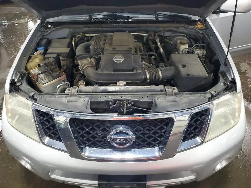 2012 NISSAN PATHFINDER S  