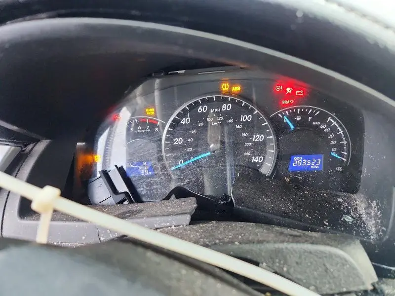 2012 TOYOTA CAMRY BASE  