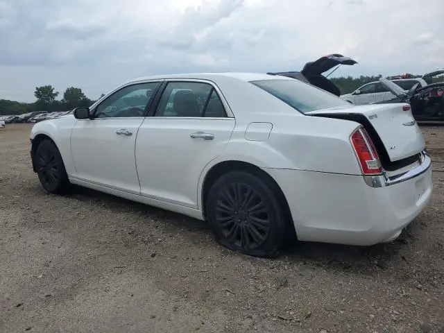 2013 CHRYSLER 300C   