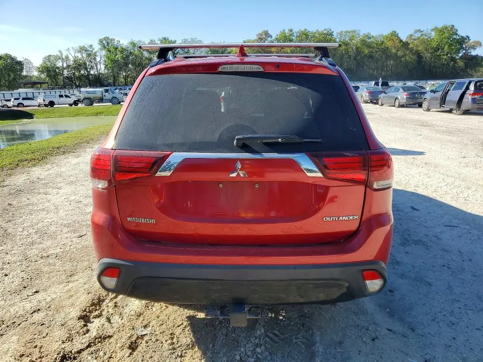 2019 MITSUBISHI OUTLANDER SE  