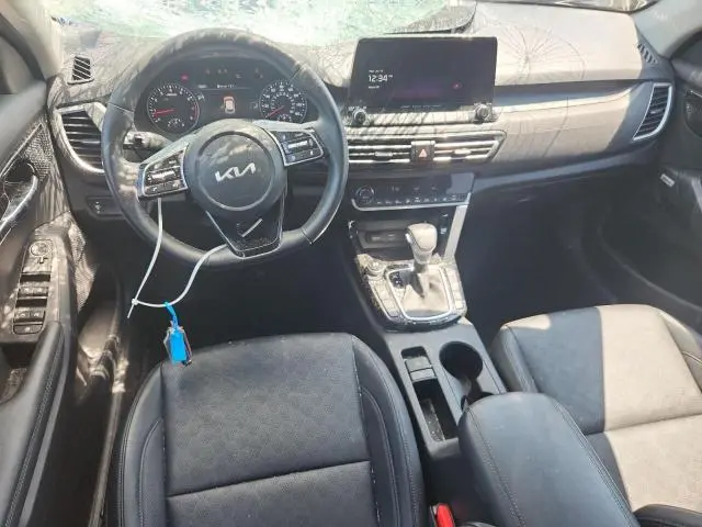 2023 KIA SELTOS SX  