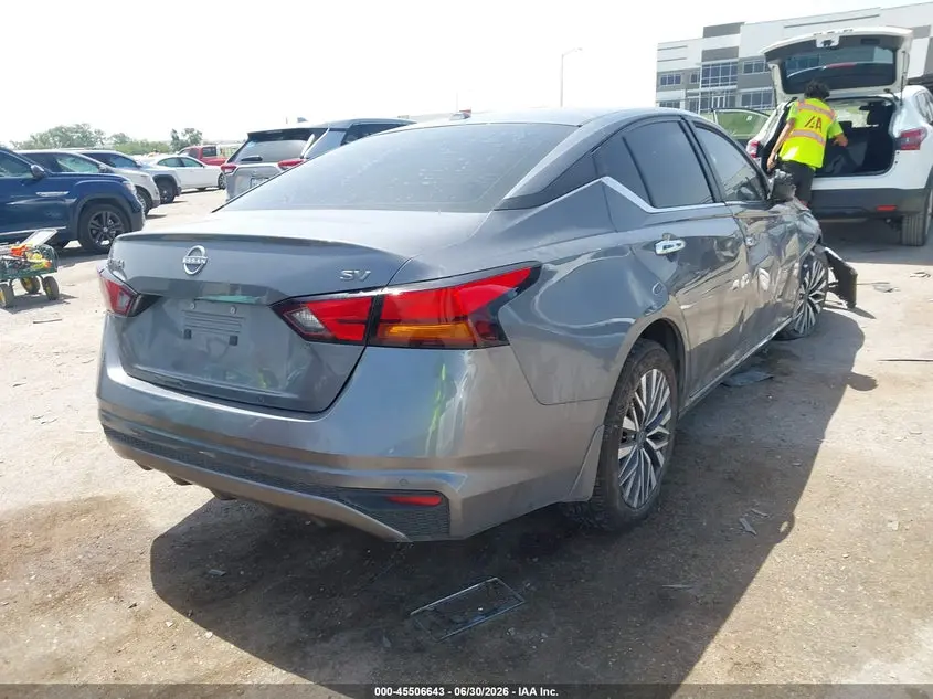 2024 NISSAN ALTIMA SV FWD