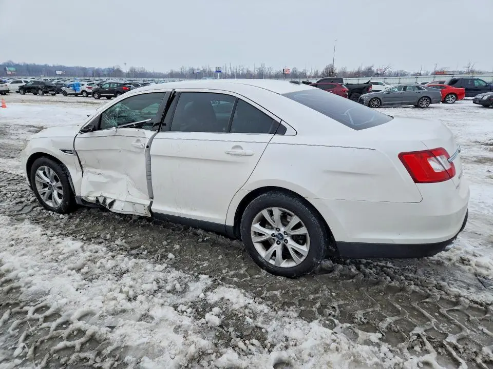 2010 FORD TAURUS SEL  