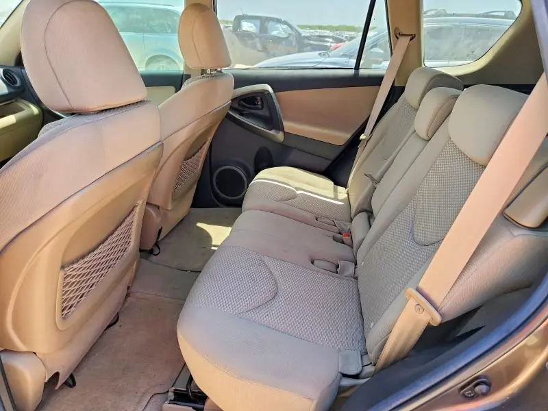 2011 TOYOTA RAV4 BASE  