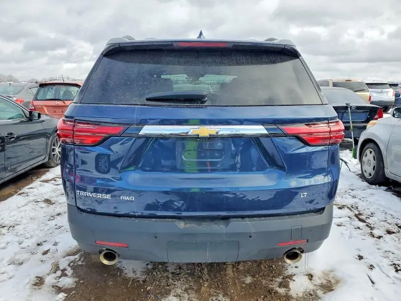 2022 CHEVROLET TRAVERSE LT  