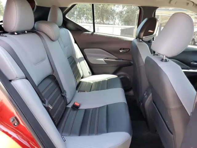 2021 NISSAN KICKS SR  