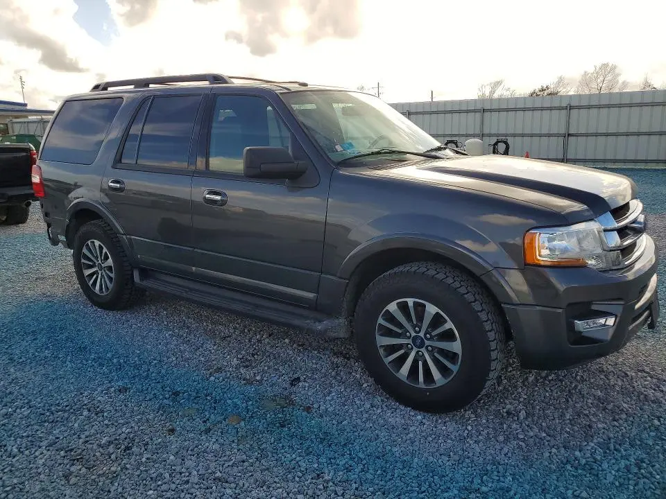 2017 FORD EXPEDITION XLT  