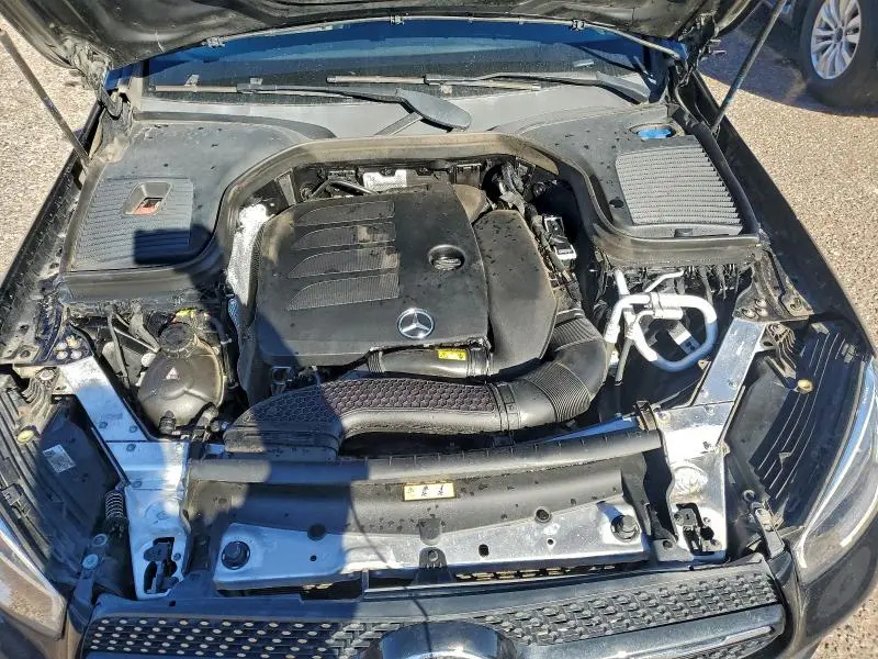 2022 MERCEDES-BENZ GLC 300  