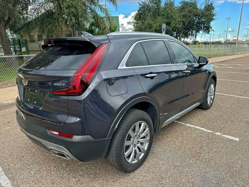 2023 CADILLAC XT4 PREMIUM LUXURY  