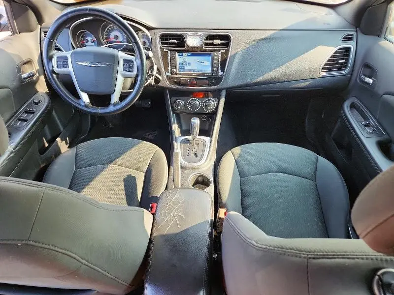 2012 CHRYSLER 200   