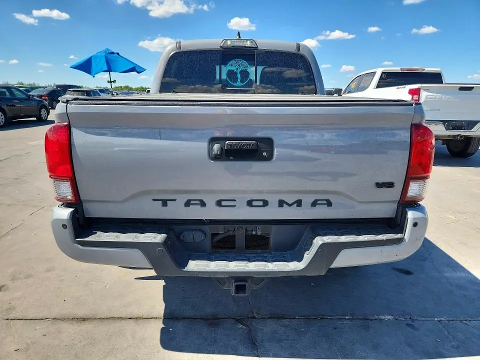 2019 TOYOTA TACOMA TRD SPORT  
