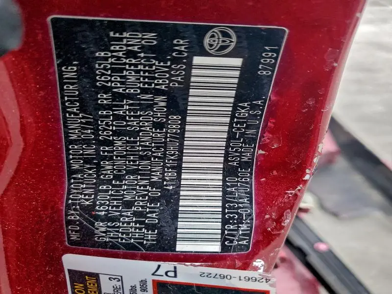 2017 TOYOTA CAMRY LE  