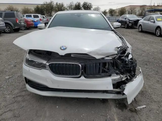 2018 BMW 530E 