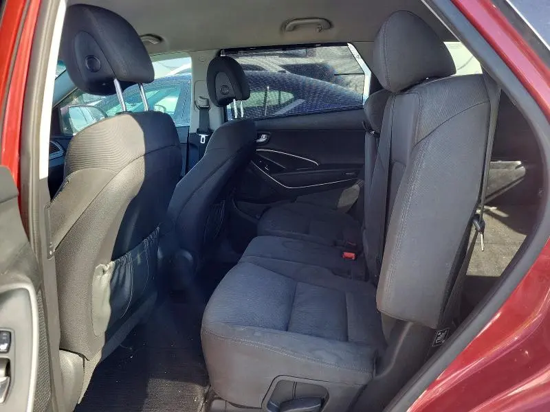 2016 HYUNDAI SANTA FE SE  
