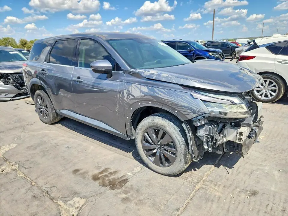 2022 NISSAN PATHFINDER S  