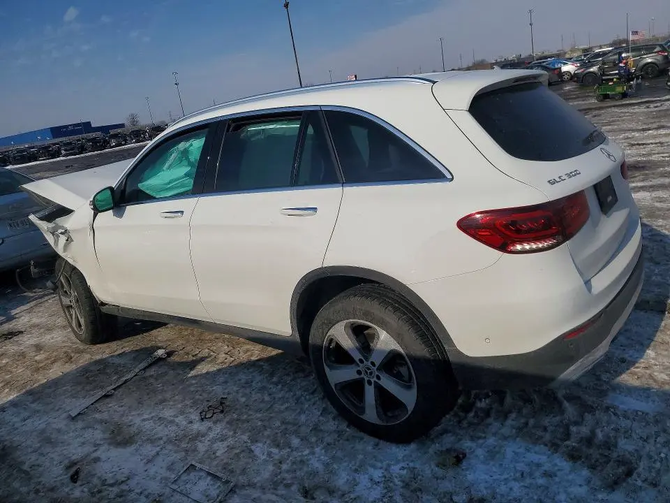 2022 MERCEDES-BENZ GLC 300 4MATIC  