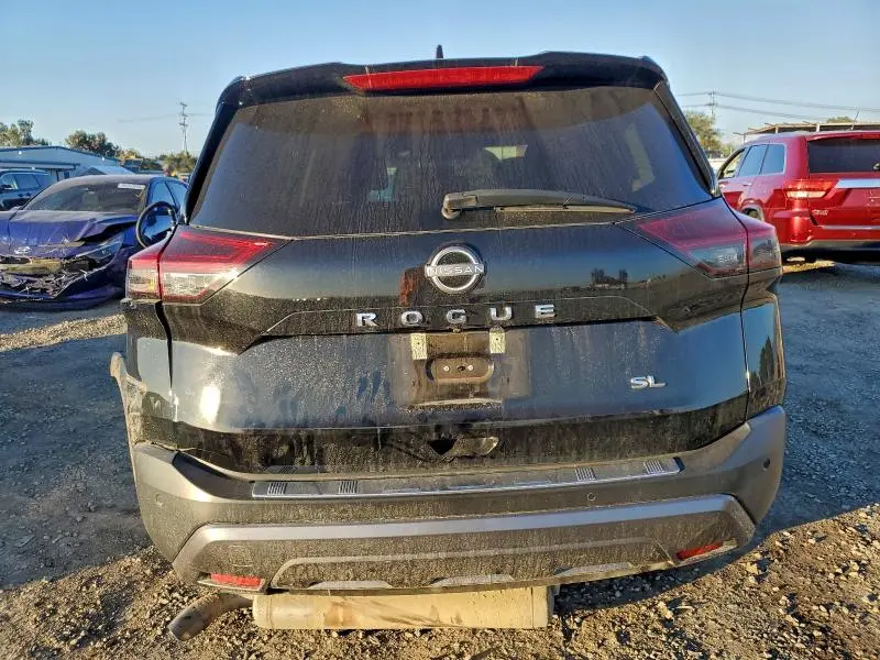 2022 NISSAN ROGUE SL  