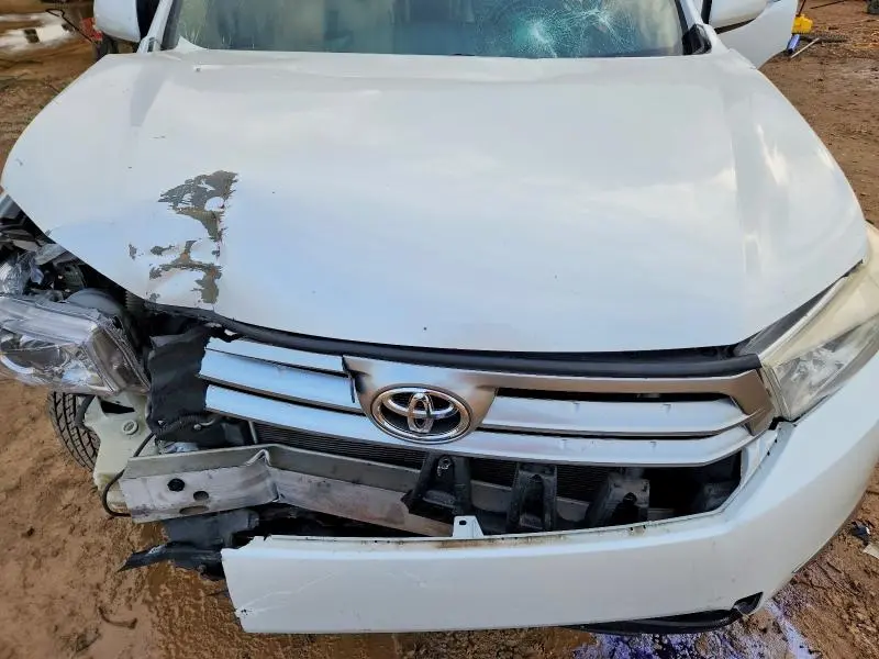 2013 TOYOTA HIGHLANDER BASE  