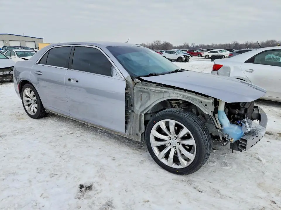 2018 CHRYSLER 300 TOURING  