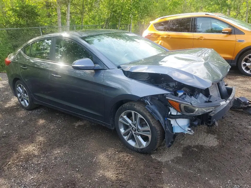 2017 HYUNDAI ELANTRA SE  