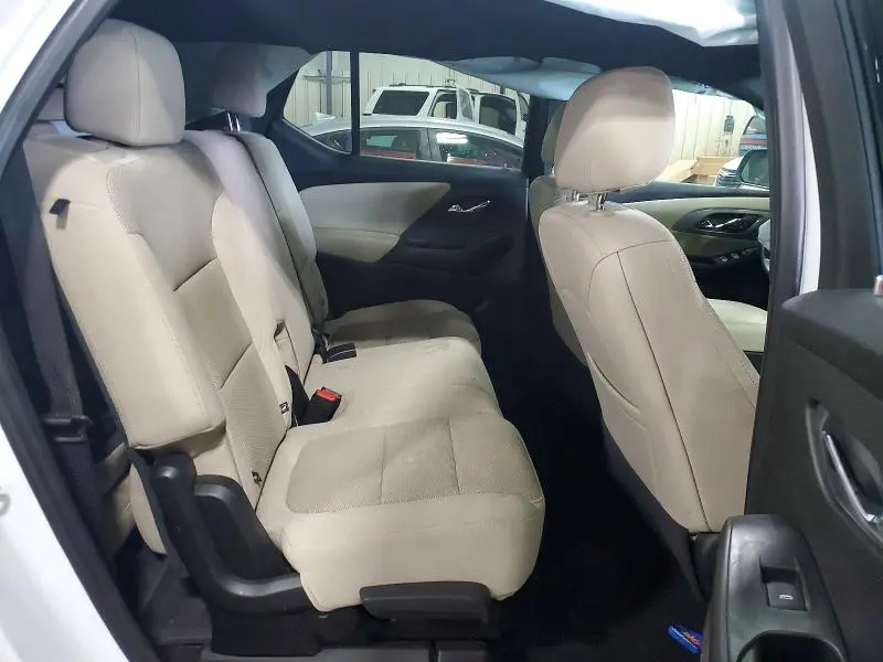 2022 CHEVROLET TRAVERSE LS  