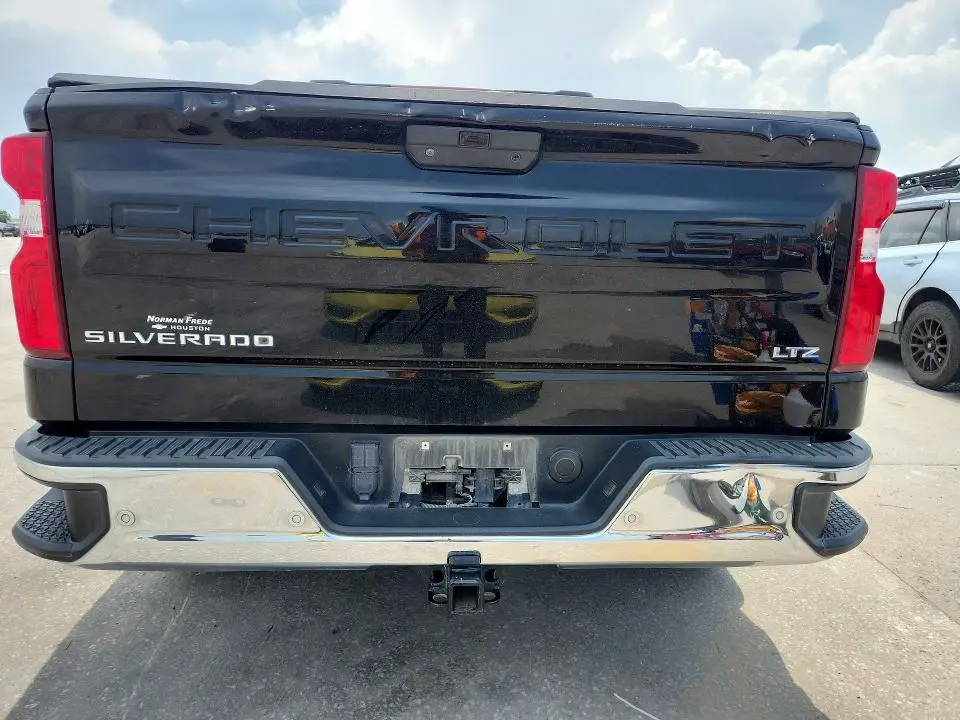 2021 CHEVROLET SILVERADO C1500 LTZ  