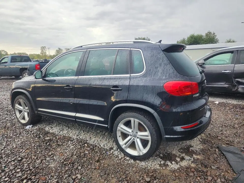 2016 VOLKSWAGEN TIGUAN   