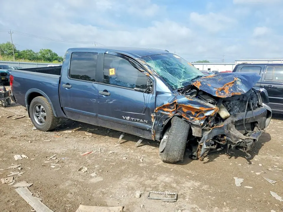 2014 NISSAN TITAN PRO-4X  