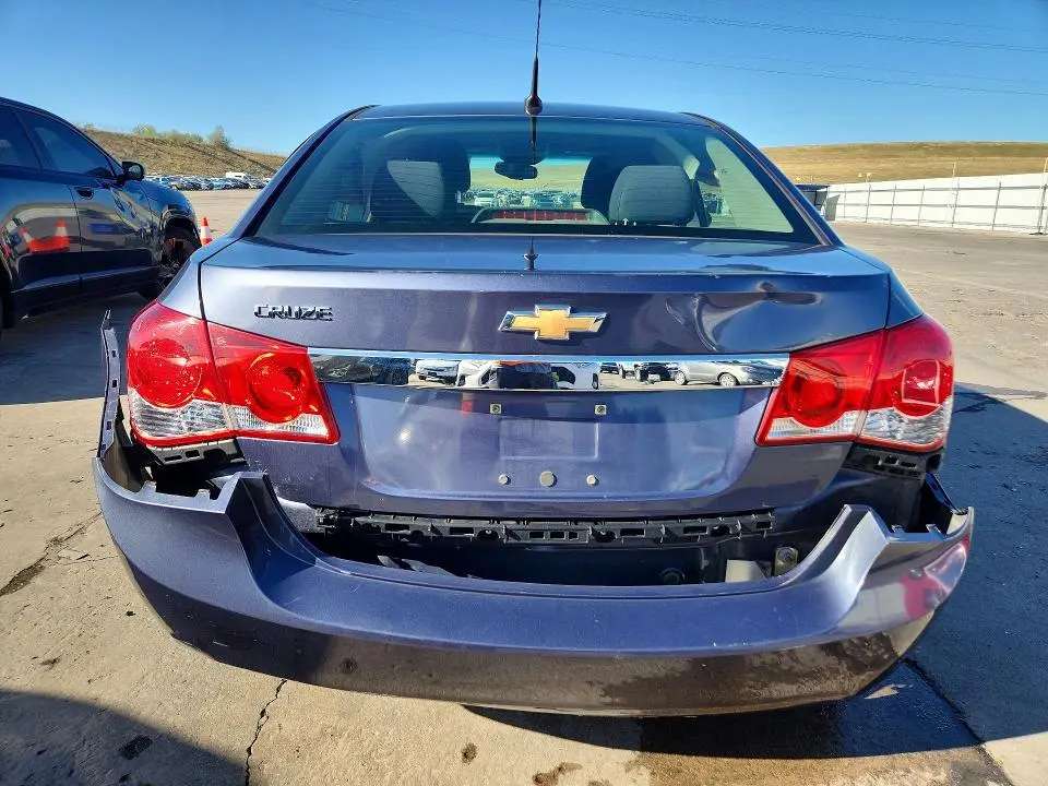 2013 CHEVROLET CRUZE LS  