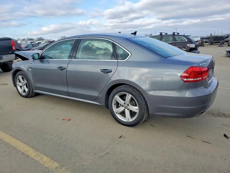 2014 VOLKSWAGEN PASSAT SE  
