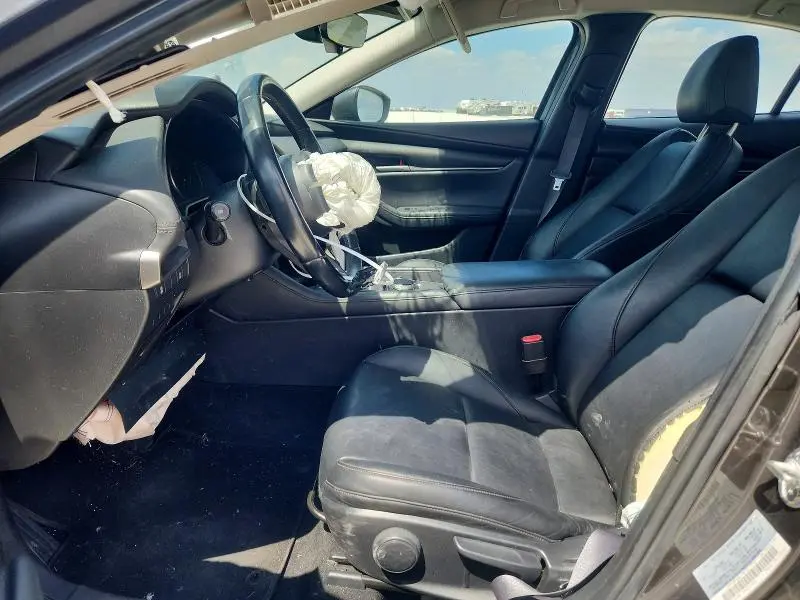 2021 MAZDA 3 SELECT  