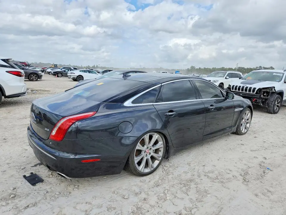 2014 JAGUAR XJL PORTFOLIO  