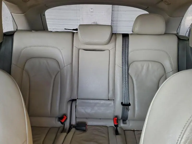 2011 AUDI Q5 PREMIUM  