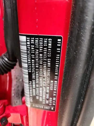 2013 VOLKSWAGEN BEETLE   