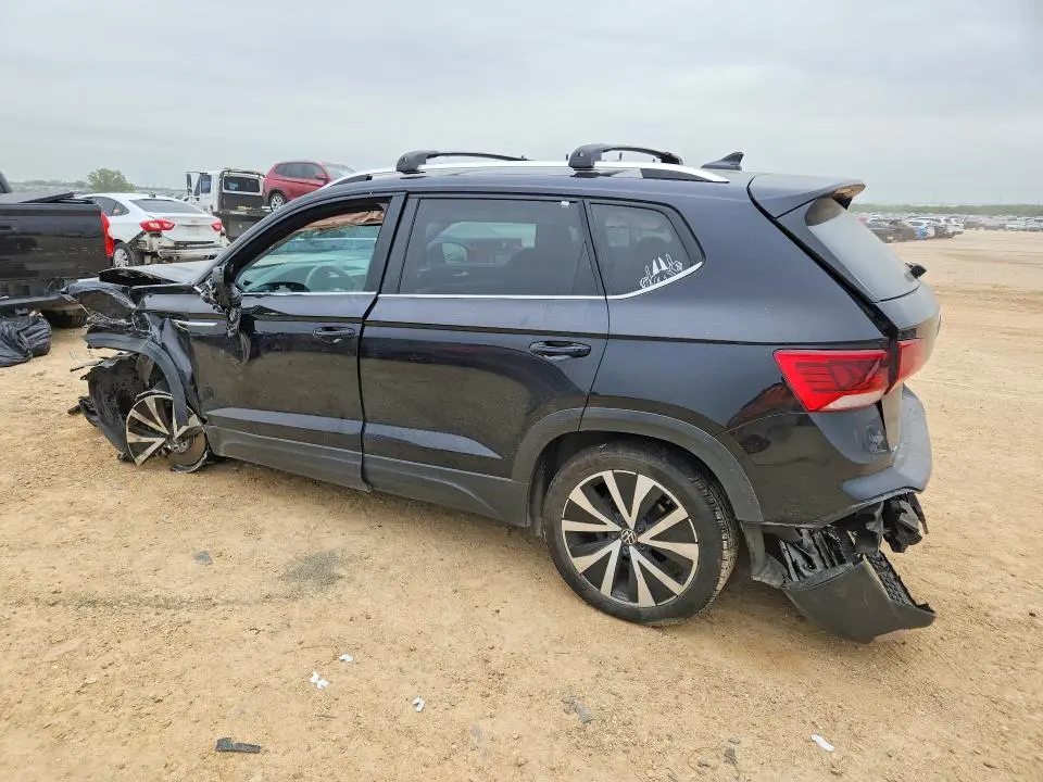 2024 VOLKSWAGEN TAOS SE  