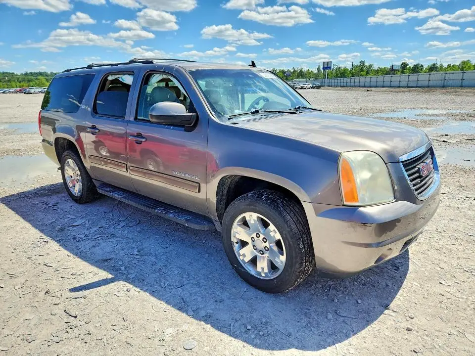 2012 GMC YUKON XL C1500 SLT  