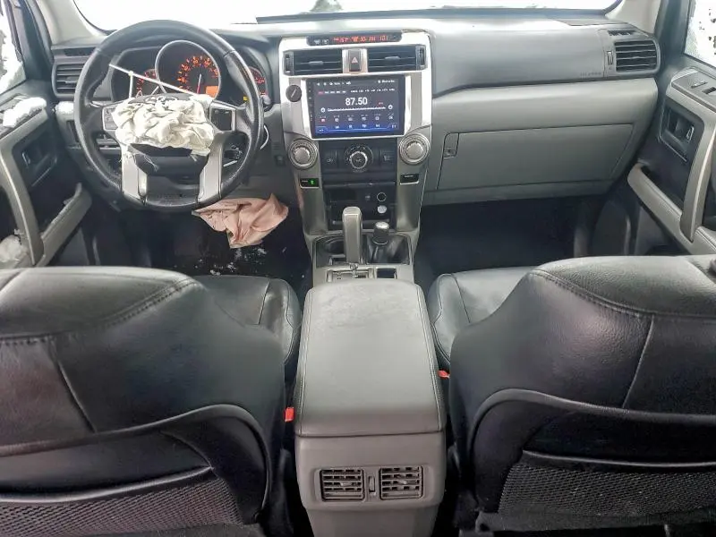 2010 TOYOTA 4RUNNER SR5  